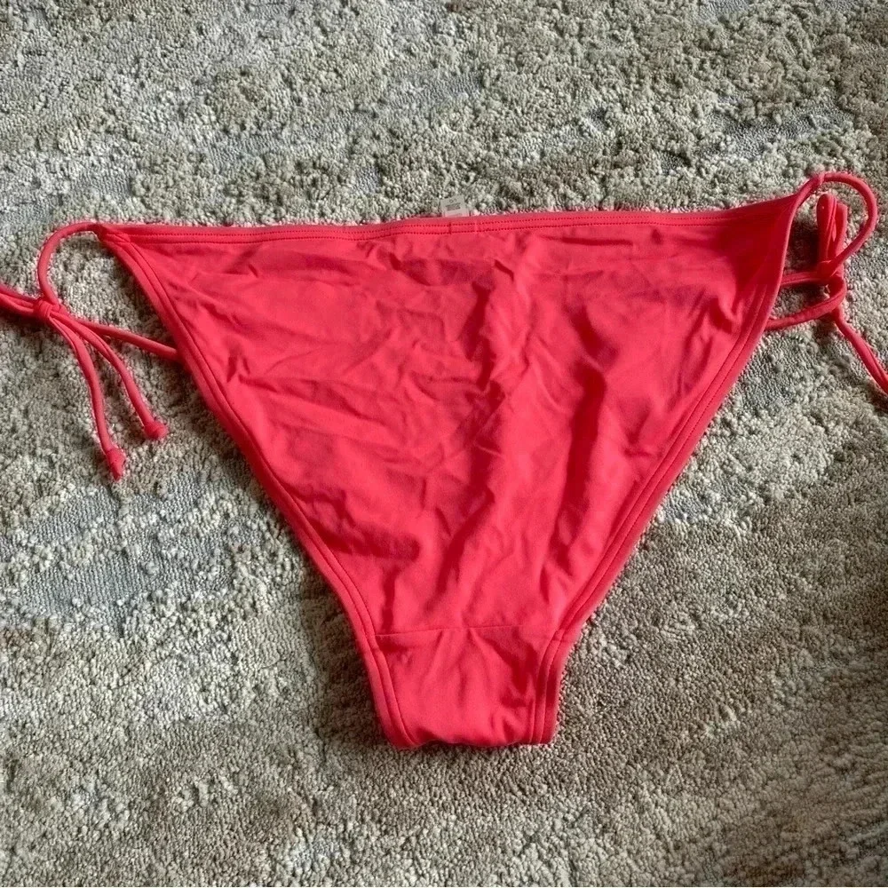 Victoria's Secret Coral Pink Tie Sides Bikini Bottoms: Large